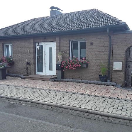 Haus Sonnenblick Daire Momlingen Dış mekan fotoğraf