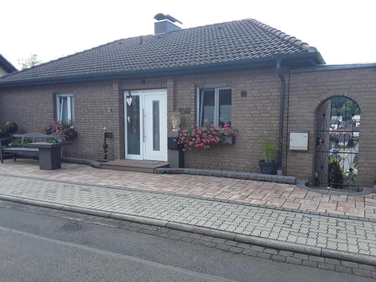 Haus Sonnenblick Daire Momlingen Dış mekan fotoğraf