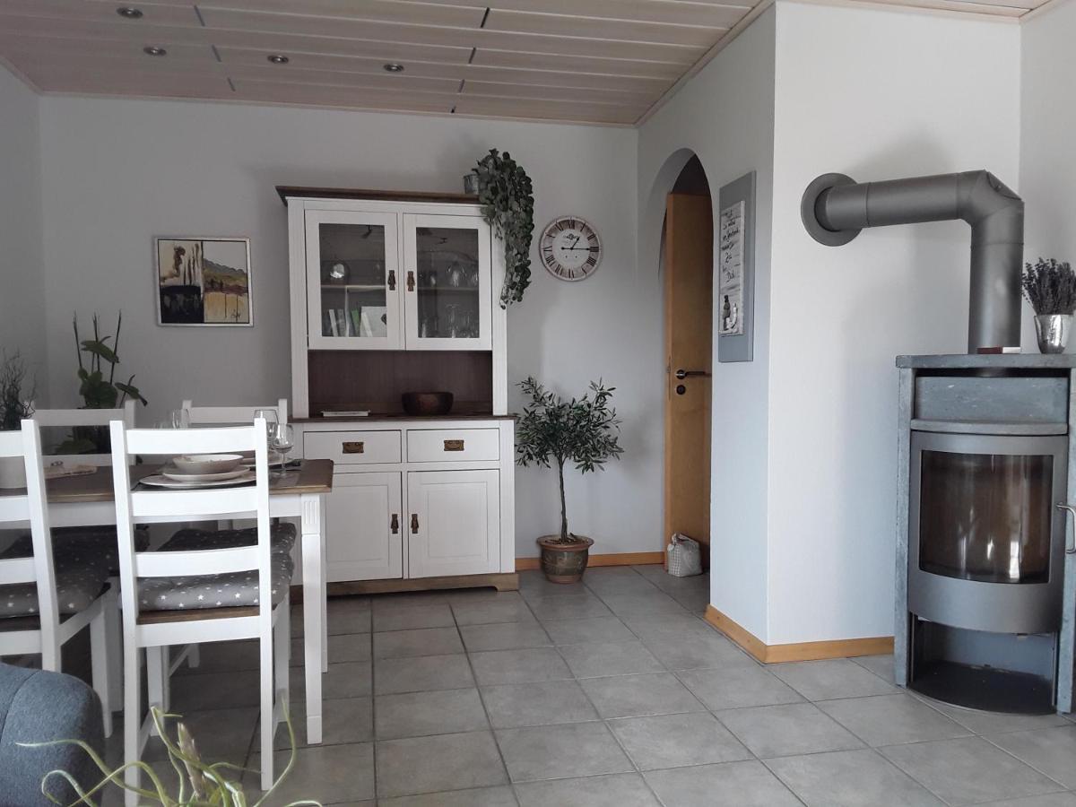 Haus Sonnenblick Daire Momlingen Dış mekan fotoğraf